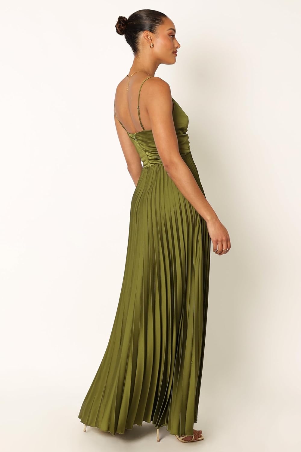 Aneira | Robe Élégante Plissée