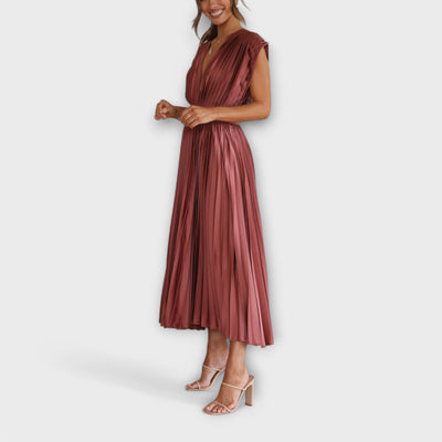 Maria – Robe plissée élégante