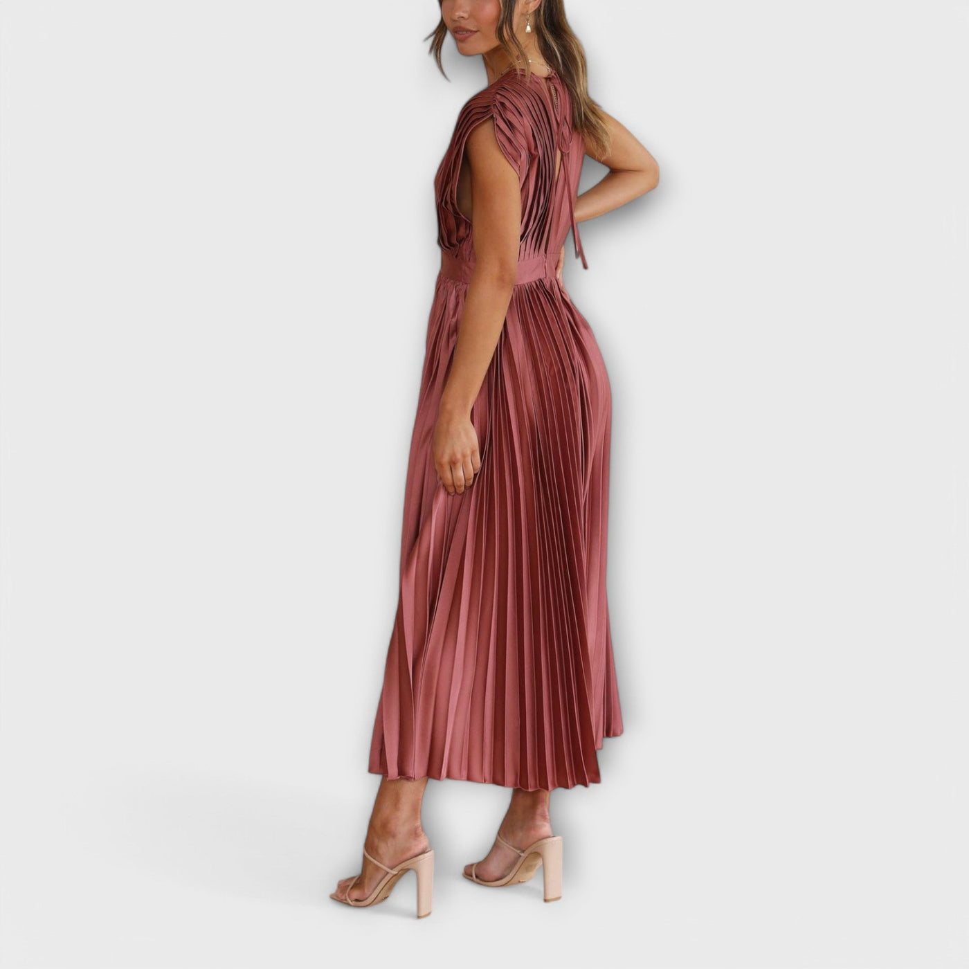 Maria – Robe plissée élégante