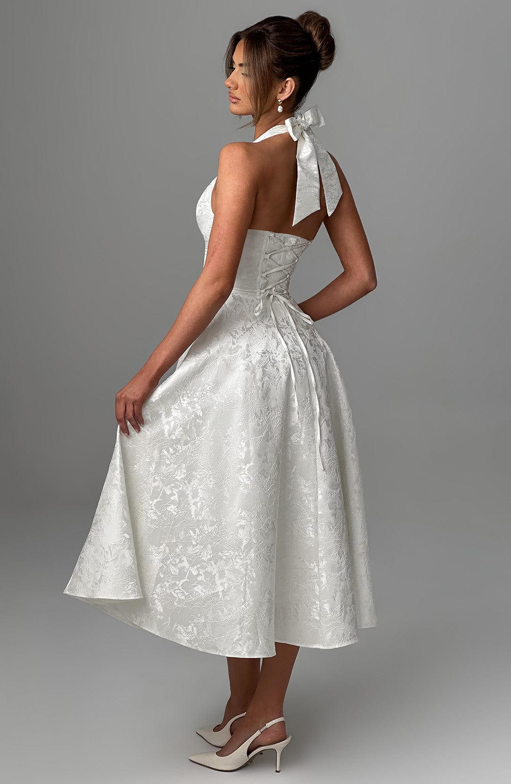 Ara | Robe midi avec décolleté dos nu