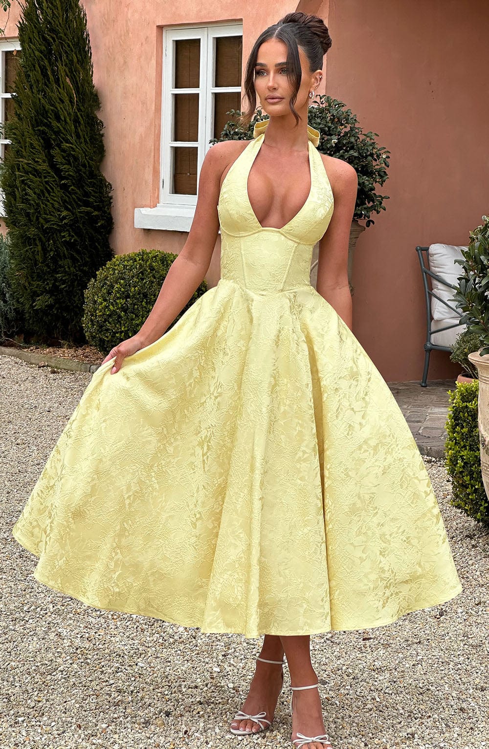 Ara | Robe midi avec décolleté dos nu